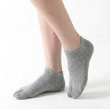 ¿Qué son los calcetines anatómicos y por qué son importantes para tus pies?