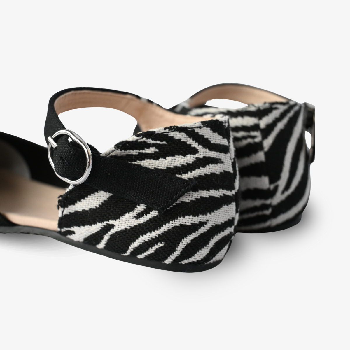 Roots Livana Zebra – ROOTS Barefoot